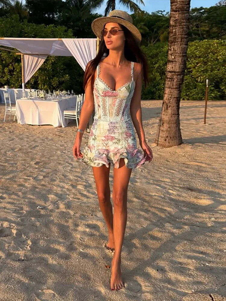 Robe Fleurie en Dentelle à Col V