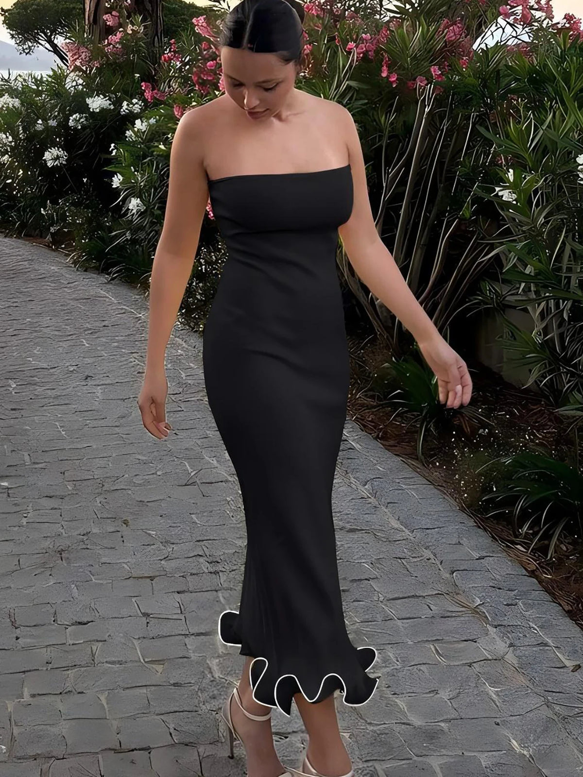 Robe midi sans manches à volants