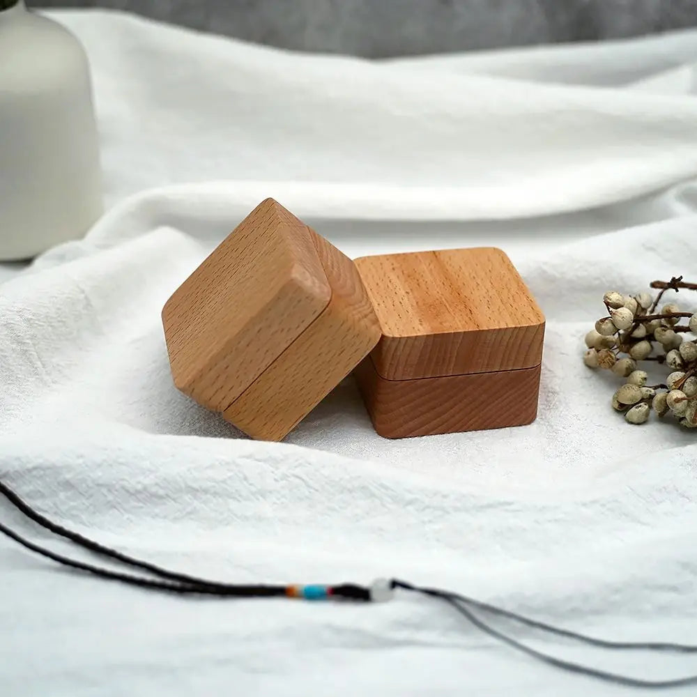 Boîte à Bijoux en Bois et Velours