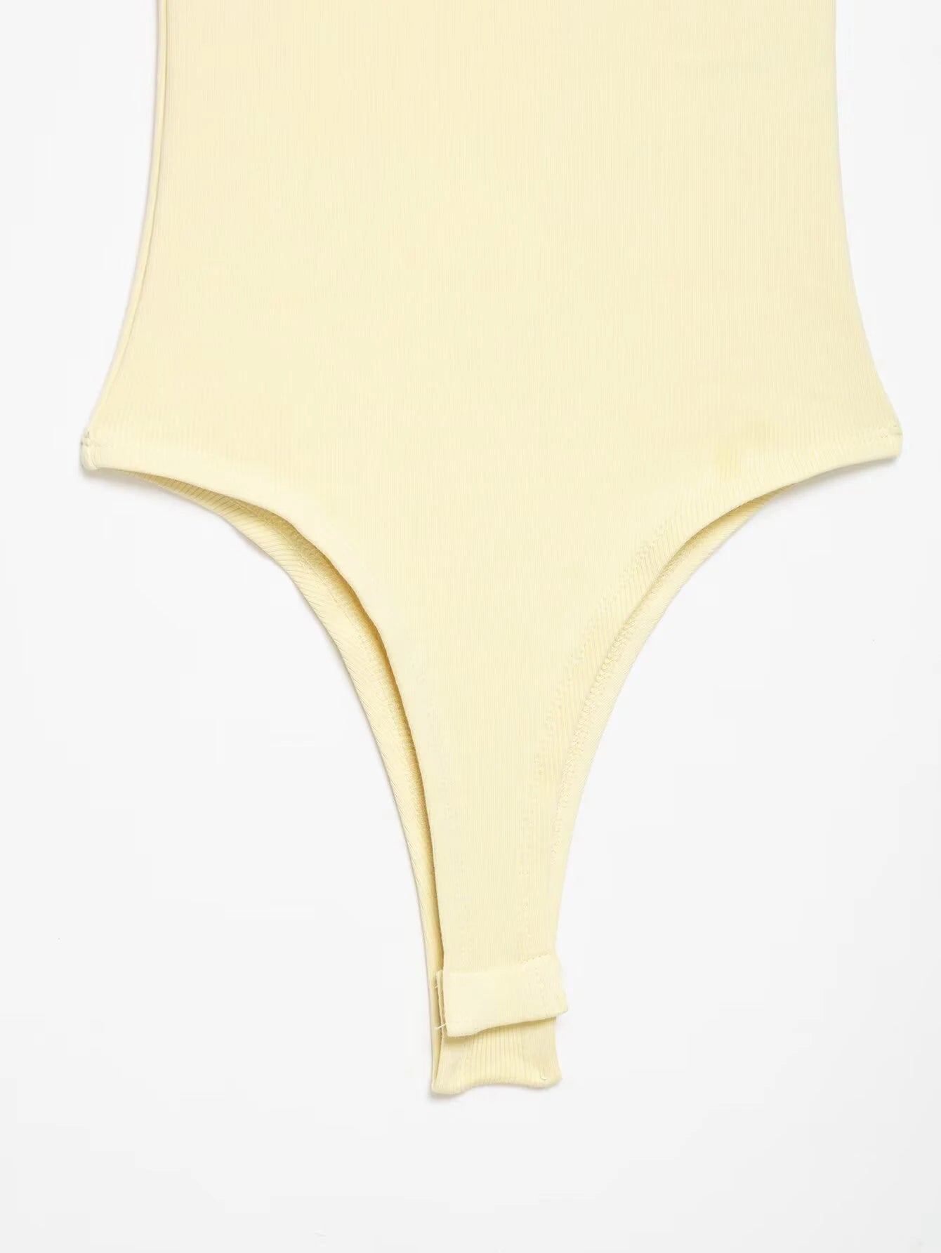 Body Femme Élégance – Bretelles Fines