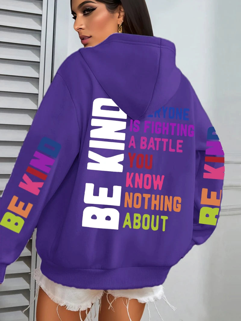 Sweat à Capuche Femme « Be Kind » – Imprimé Tendance