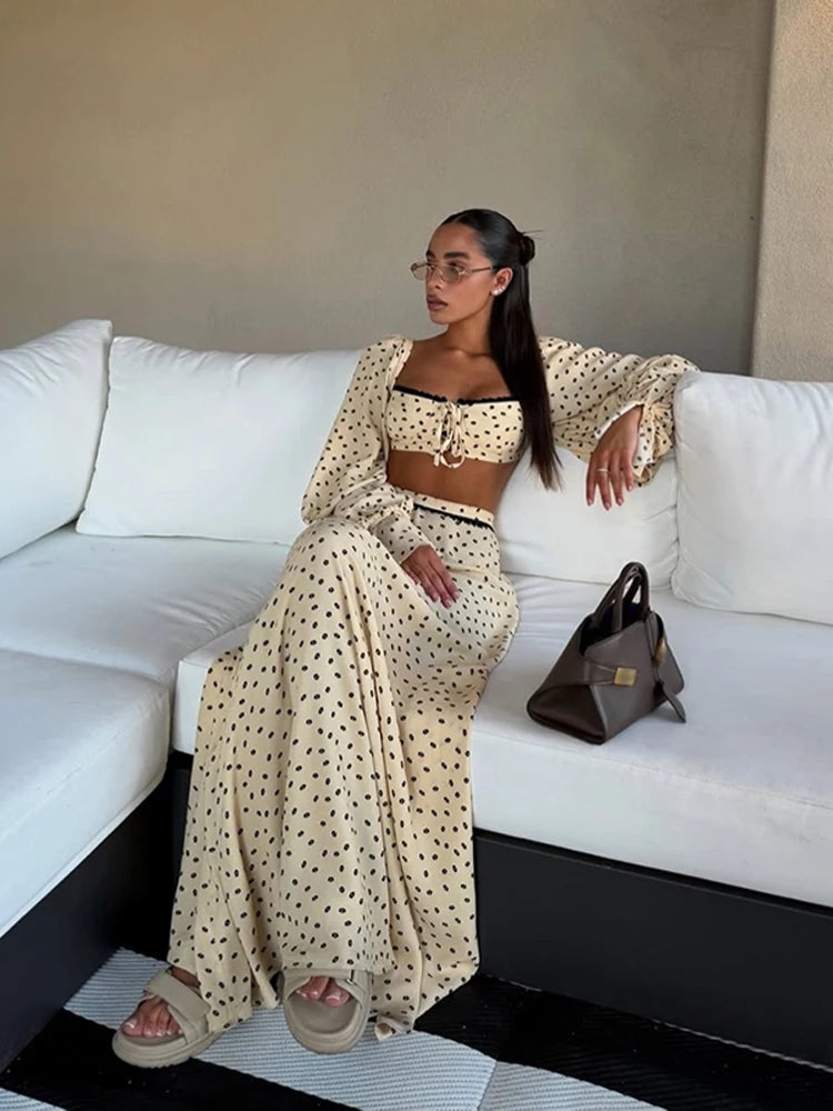 Ensemble Femme Élégance – Crop Top & Jupe Longue à Pois