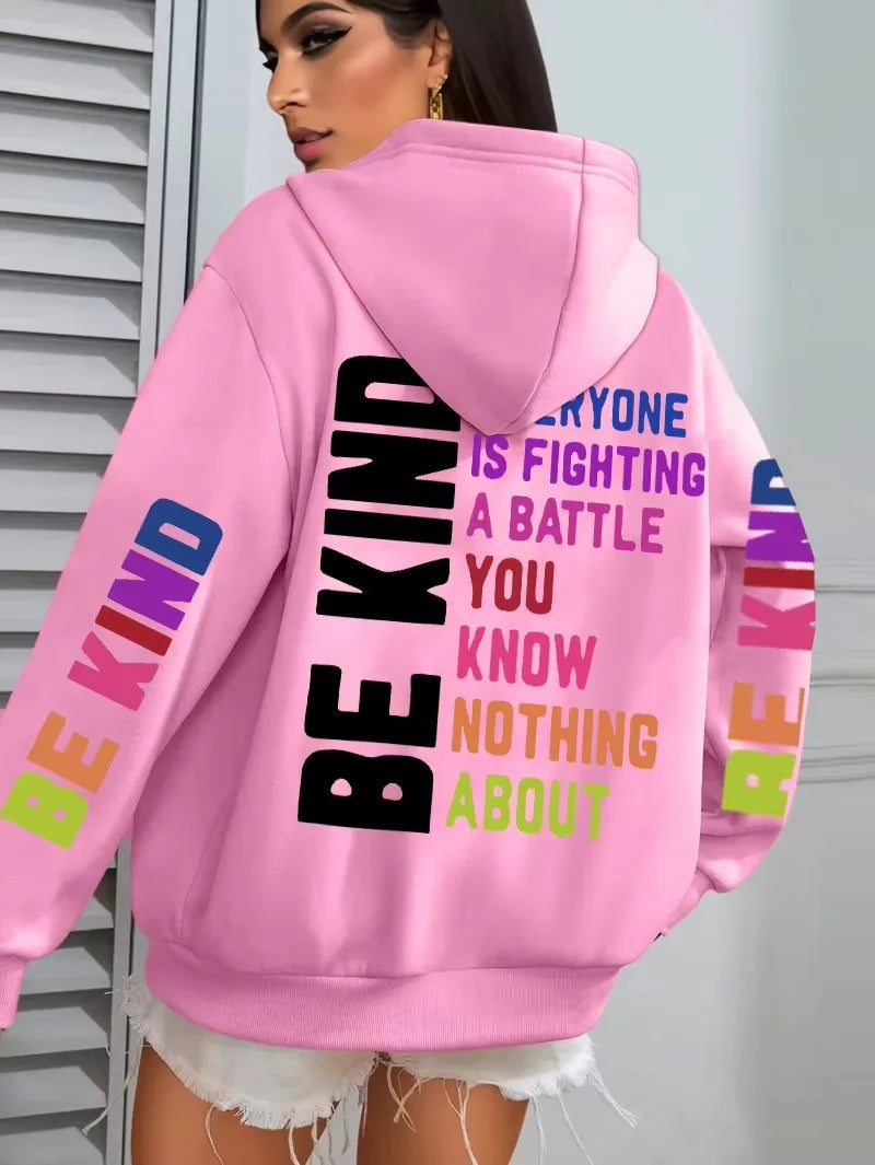 Sweat à Capuche Femme « Be Kind » – Imprimé Tendance