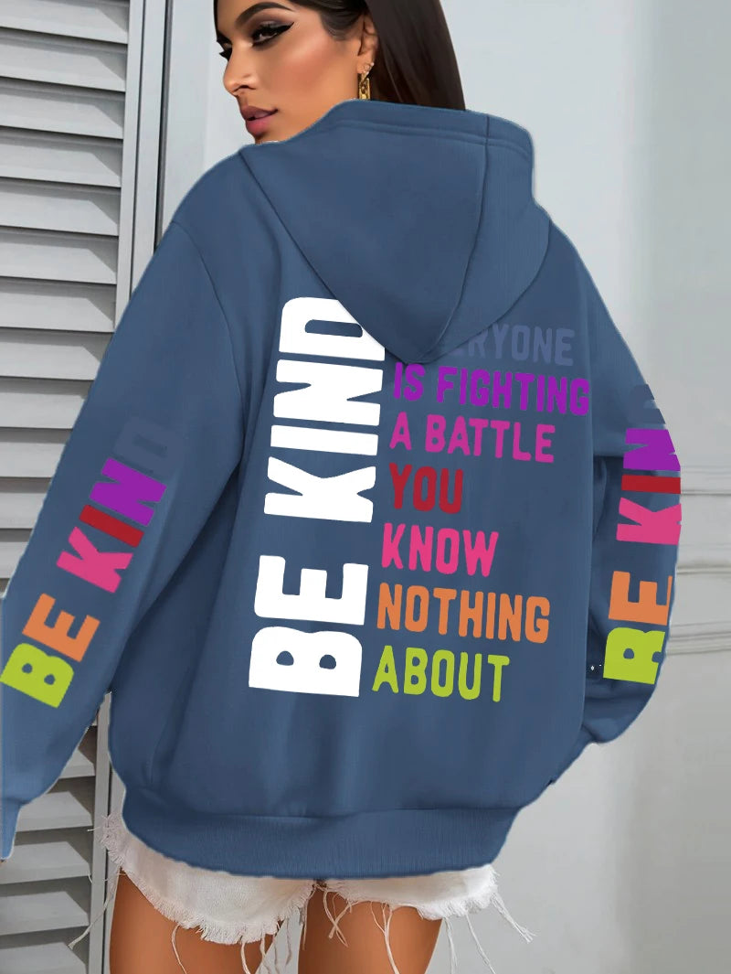 Sweat à Capuche Femme « Be Kind » – Imprimé Tendance